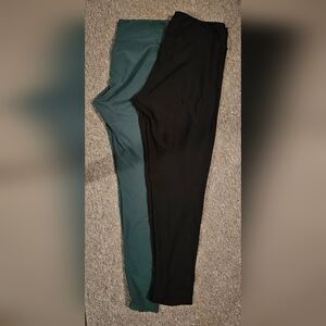 LuLaRoe Buttery Soft Tall and Curvy Leggings - 2 Pair